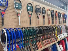 -Wilson威尔胜(漕溪北路店)