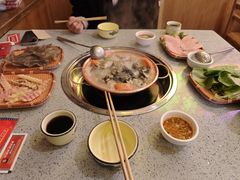 -阿婆情腊排骨火锅(忠义店)
