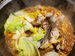 -锅老头海鲜铁锅炖
