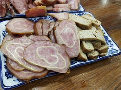 -老长江路灌汤包(天津路总店)