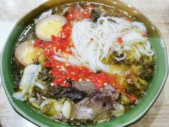 -全家福米线
