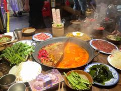 -萍姐火锅·公路夜市(武汉首店)