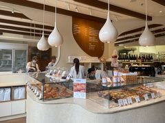 -VERIE BAKEHOUSE