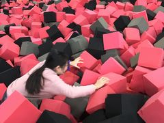 -嘿哟动霸CHUA·新潮玩运动娱乐中心·蹦床滑冰团建乐园