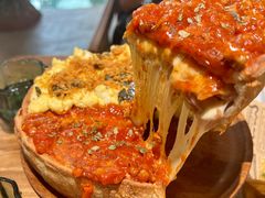 -Dragon Pizza•圆脸龙披萨·牛排餐厅