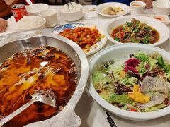 -鑫巴蜀小镇 · 水煮鱼专研店(玉桥店)