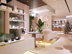 -théATRE 茶聚场(王府中環店)