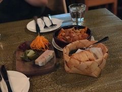 -羽深肉铺 Steak & Wine