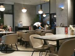 大堂-必胜客(武汉欢乐谷店)