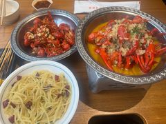 -琥珀老六龙虾(四里河店)