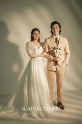 -雪中彩影婚纱摄影·微光艺术中心