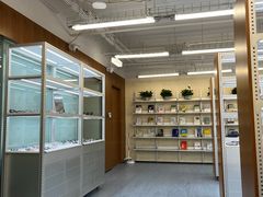 -无奔眼镜·蔡司·依视路授权店(马家堡店)