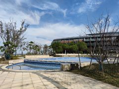 -上海滴水湖皇冠假日酒店