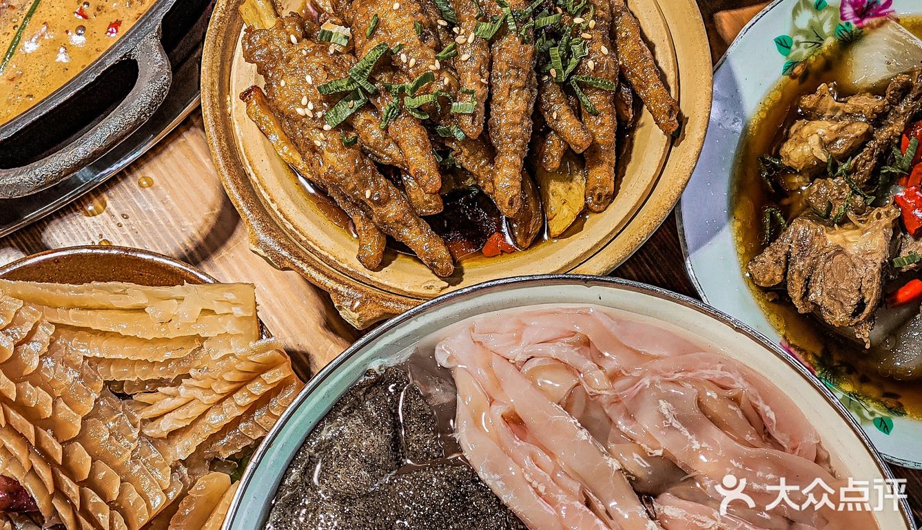 🚀一口入魂的地道老火锅[调皮]