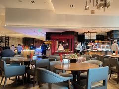 -松咖啡自助餐厅·松北香格里拉