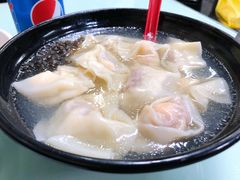 咸蛋黄馄饨-食惠里小笼包面馆(越秀店)