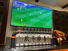 -麦落精酿啤酒餐吧(先农大院店)