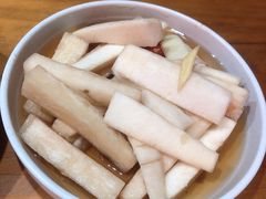 -龙巢盱眙龙虾·牛蛙·烧烤宵夜(八卦岭店)
