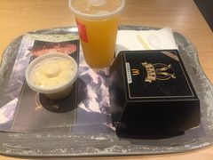 -麦当劳(杭州西湖银泰百货店)