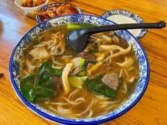 -邱芳粉店(迎宾大道旗舰店)