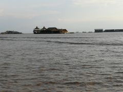 -洞里萨湖