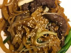 -百威KTV(恒福路店)