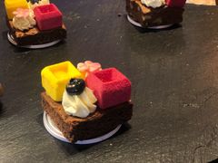 -咖啡苑自助餐厅·中国大饭店