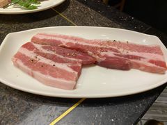 猪五花肉-正苑26年海鲜烤肉•牛尾汤汤饭(东港店)