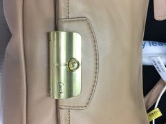 -协依奢侈品皮具护理(浦江店)