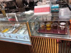 -VENCHI 闻绮(上海佛罗伦萨小镇店)