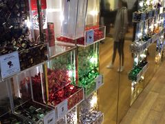 -VENCHI 闻绮(上海佛罗伦萨小镇店)