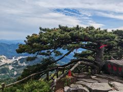 -罗田薄刀峰风景区