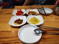 餐前小菜-山海珍味韩国料理(奥城店)