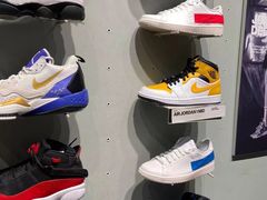 -Air Jordan(世贸天阶店)