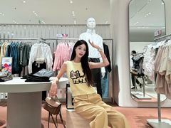 -URBAN REVIVO(西安Momopark店)