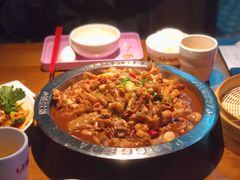 牛蛙煲-胖哥俩肉蟹煲(来福士店)