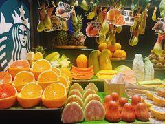 -雍容荟帝王蟹活龙虾展台自助(IFS黑金店)