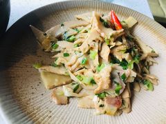 -半山腰·云南菜(侨福芳草地店)