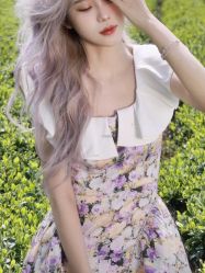 -TOP HAIR SALON