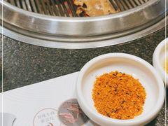 -草家酱蟹炭火烤肉店(珲春南路一店)