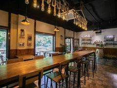 -麦落精酿啤酒餐吧(先农大院店)