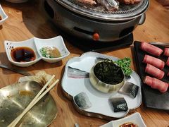 -青瓦餐厅·生鱼片·韩园烤肉(西塔店)