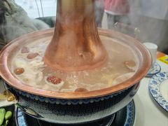 -一只羊·铜锅涮羊肉烧烤