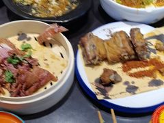 -川流不息·地道川菜·小龙虾(松东路店)