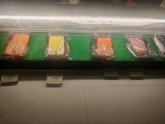 -亚洲国际大酒店·云顶阁旋转自助餐厅