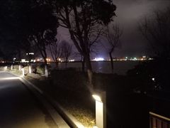 -上海滴水湖皇冠假日酒店