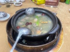-濠轩阁特色生蚝火锅(水湾路店)