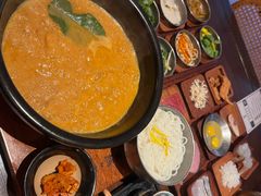 -银米·云南传统过桥米线(双廊黑金冠店)