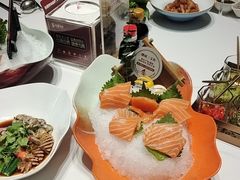 -红鼎豆捞·非遗鲍皇汤火锅(宝丰路店)