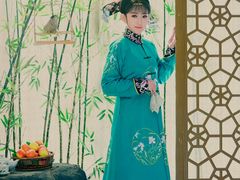-九月鹰飞汉服摄影工作室